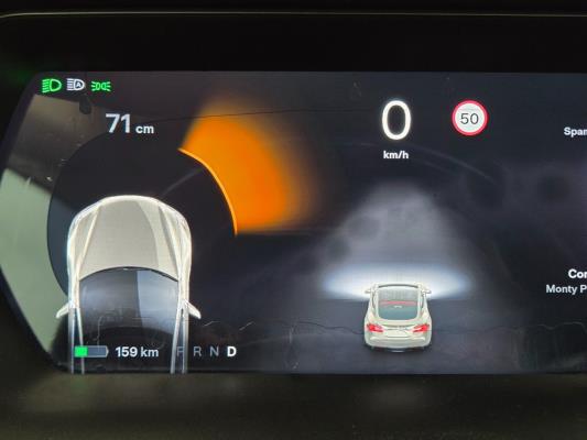 Tesla Model S Base 333pk 2015, GGD-49-B