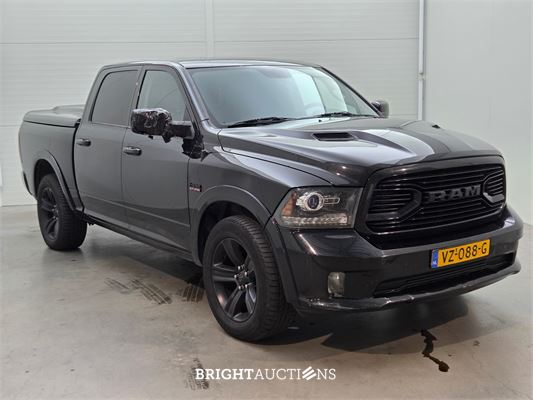 Dodge Ram 1500 4x4 Quad Cab 6'4 Sport 5.7 V8 402pk 2017 (Origineel-NL), VZ-088-G