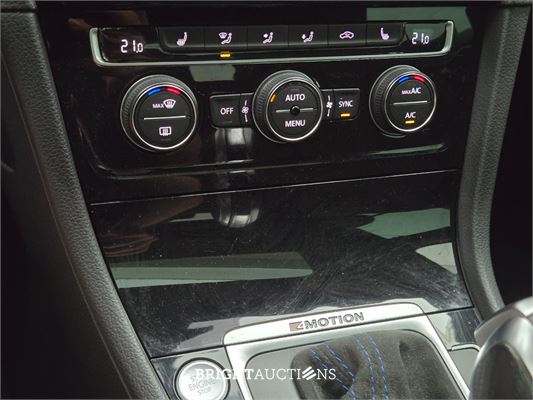 Volkswagen Golf 4Motion R 2.0 TSI 301pk 2020, N-235-PN