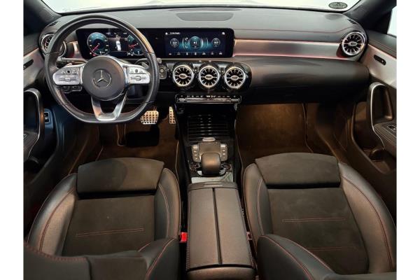 Mercedes-Benz CLA 180 Business Solution AMG 136pk 2021 (Origineel-NL) CLA-Klasse, K-212-LG