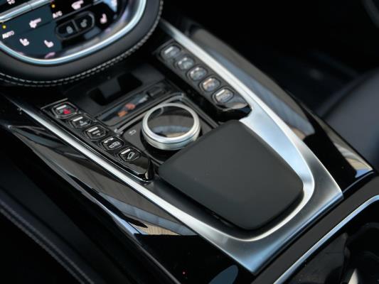 Aston Martin DBX 4.0 V8 1913 551pk 2020 (1 OF 500), HNT-92-V