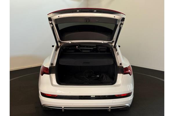 Audi e-tron 55 S edition Quattro 95 kWh 408pk 2022 (Origineel-NL), S-713-BN