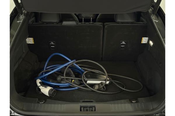 Ford Mustang RWD 75 kWh 2021 (Origineel-NL), N-352-BB