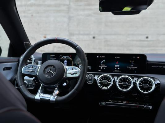 Mercedes-Benz CLA45 AMG Shooting Brake 4MATIC+ Premium Plus CLA-klasse 387pk 2022, NL-Kenteken