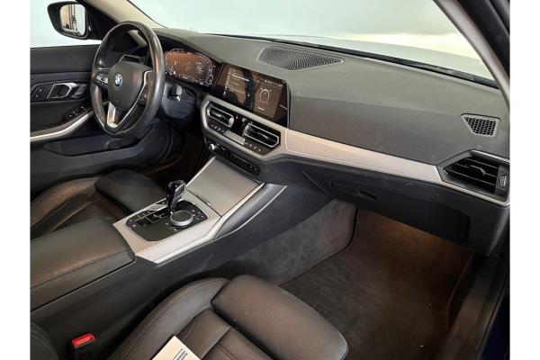 BMW 320e Business Edition Plus 276pk 2022 (Origineel-NL) 3-Serie, P-004-RS