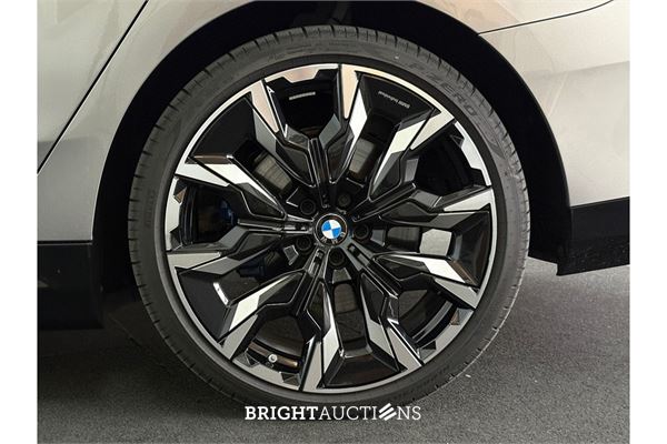 BMW 530e M Sport Edition 374pk 2025 (Origineel-NL) 5-Serie, HSJ-28-J