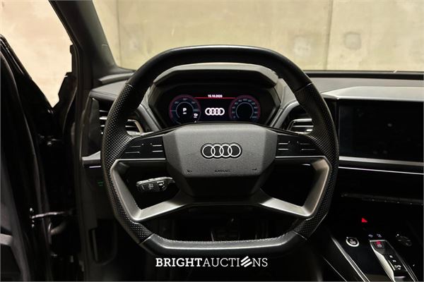 Audi Q4 Sportback e-tron 40 Launch edition S Competition 77 kWh 204pk 2021 (Origineel-NL), N-622-TH
