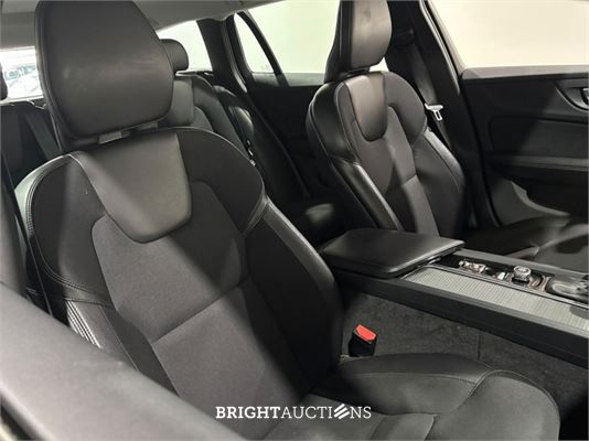 Volvo V60 T4 Momentum Pro 2.0 190pk 2019 (Origineel-NL), G-999-SR
