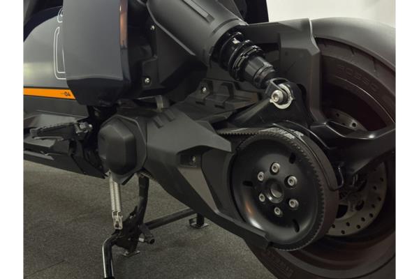 BMW Other CE 04 42pk 2025, 68-MX-BG