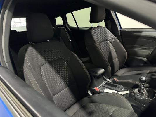 Ford FOCUS Wagon Hybrid ST-Line 1.0 EcoBoost 125pk 2023 (Origineel-NL), X-936-DR