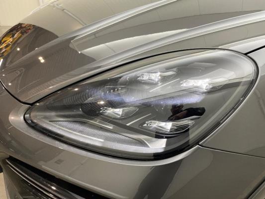 Porsche Cayenne Coupé Turbo S E-Hybrid 4.0 685pk 2020 (Origineel-NL), J-013-TK