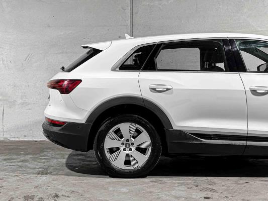 Audi e-tron 55 Quattro 95 kWh 360pk 2019 (Origineel-NL), G-426-HT