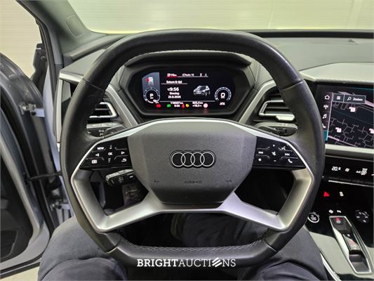 Audi Q4 e-tron 40 Advanced edition 77 kWh 204pk 2023 (Origineel-NL), S-421-NX