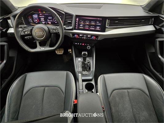 Audi A1 citycarver 30 epic TFSI 116pk 2019, X-200-BG