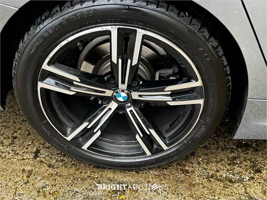 BMW 320d Touring M Soprt 190pk 2023 3-serie (Origineel-NL + 1e eigenaar), T-274-GG