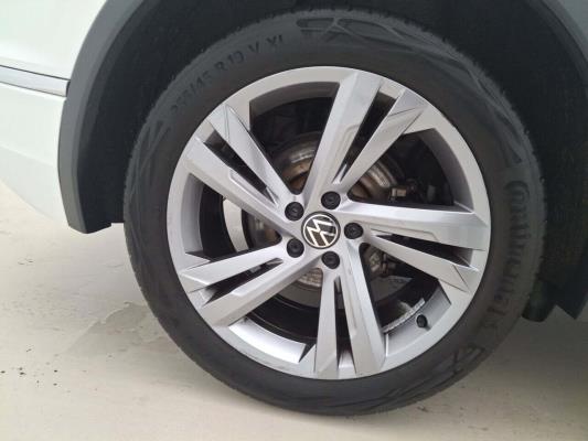 Volkswagen Tiguan R-Line 1.5 TSI 150pk 2021 (Origineel-NL), K-340-VD