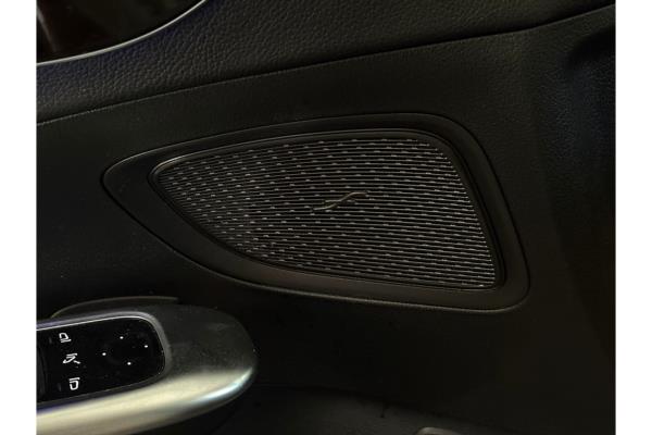Mercedes-Benz C200 Launch Edition AMG Line 204pk 2022 (Origineel-NL) C-klasse, P-239-FF