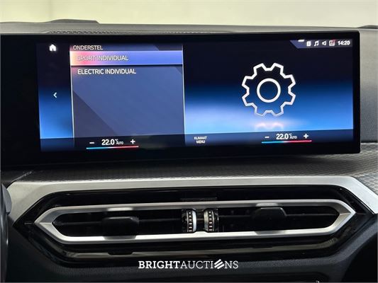BMW 320e Touring M Sport 272pk 2022 (Origineel-NL) 3-Serie, R-267-NT