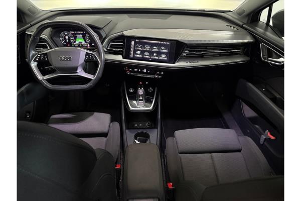 Audi Q4 40 Launch edition Advanced 77 kWh 204pk 2021 (Origineel-NL), N-883-PK