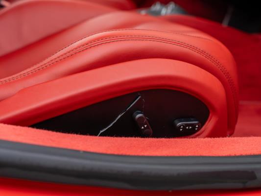 Ferrari 458 4.5 V8 Italia 578pk 2010, JHZ-39-P