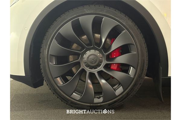Tesla Model Y Performance AWD 75 kWh 2022, GPF-24-K