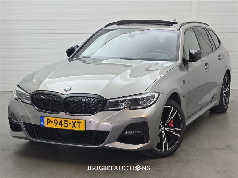 BMW 330e 3-serie Touring High Executive 296pk 2021 3-Serie, P-945-XT – kavel bij Bright Auctions
