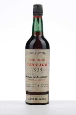 ALMEIDA VINTAGE PORT FINEST RESERVE 1935 - Nicolau de Almeida - 1 Bottle