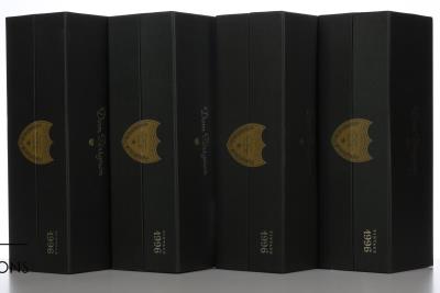 DOM PERIGNON Moet et Chandon 1996 - 10 Bottles in Oc 1