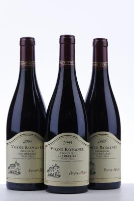 VOSNE ROMANEE AUX BRULEES VIEILLES VIGNES 2005 - Perrot-Minot - 3 Bottles
