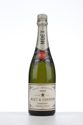 MOET ET CHANDON BRUT IMPERIAL 1975 - Moet et Chandon - 1 Bottle