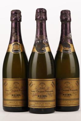 VEUVE CLICQUOT CARTE D'OR 1969 - Veuve Clicquot - 3 Bottles