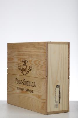 VEGA SICILIA UNICO RESERVA ESPECIAL 2008-2010-2011 2022 - Vega Sicilia - 3 Bottles - Owc 3
