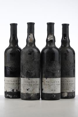 TAYLORS VINTAGE PORT 1992 - Taylors - 4 Bottles