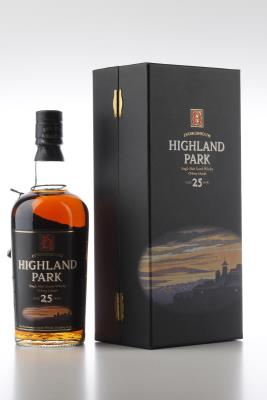 HIGHLAND PARK 25 Y - Black Label - Bottled in Early 2000 - 1 Bottle - Oc 1