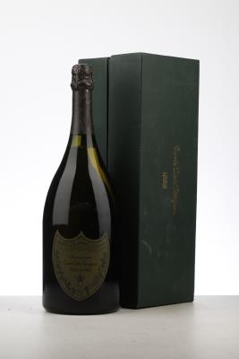 DOM PERIGNON 1988 - Moet et Chandon - 1 Magnum - Slightly Damaged Giftbox