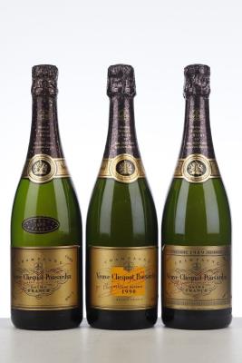 VEUVE CLICQUOT PONSARDIN VINTAGE RESERVE TRILOGIE 1988/1989/1990 NV - Veuve Clicquot Ponsardin - 3 Bottles - Owc 3