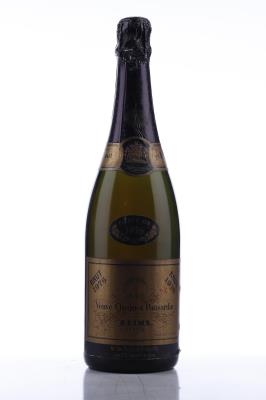 VEUVE CLICQUOT PONSARDIN 1976 - Veuve Clicquot - 1 Bottle