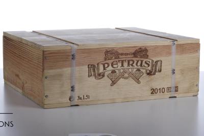 PETRUS 2010 - 3 Magnums in Owc 3