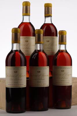 YQUEM 1962 - 5 Bottles