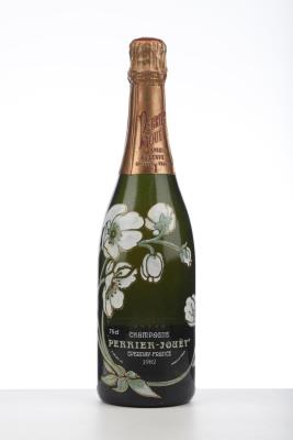 PERRIER JOUET BELLE EPOQUE 1982 - Perrier Jouet - 1 Bottle