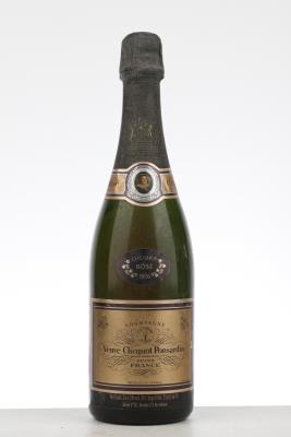 VEUVE CLICQUOT VINTAGE ROSE 1976 - Veuve Clicquot - 1 Bottle