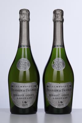 PERRIER JOUET BLASON DE FRANCE 1976 - Perrier Jouet - 2 Bottles