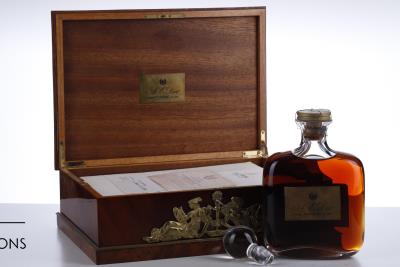 COGNAC A.E.D'OR TRES VIEILLE RESERVE LIMITEE NV - A.E D'Or - Lot n° 10 / Bottle n° 000012 - 1 Bottle - Owc 1