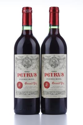 PETRUS 1982 - 2 Bottles