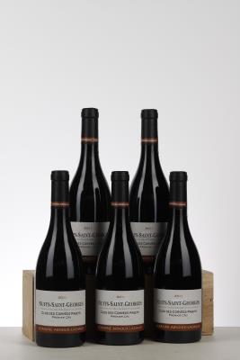 NUITS ST GEORGES CLOS DES CORVEES PAGETS 2011 - Arnoux Lachaux - 5 Bottles