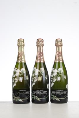 PERRIER JOUET BELLE EPOQUE 1983 - Perrier Jouet - 3 Bottles