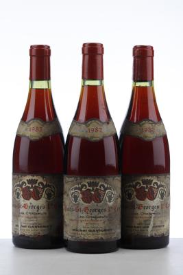 NUITS ST GEORGES LES CHABOEUFS 1982 - Michel Gavignet - 3 Bottles