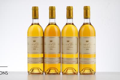 YQUEM 1990 - 8 Bottles - Owc 12