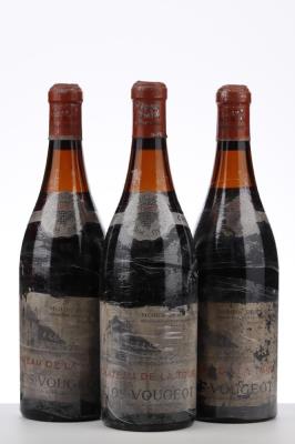 CLOS VOUGEOT 1957 - Chateau de la Tour - 3 Bottles