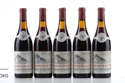 CLOS VOUGEOT 1964 - Chateau de la Tour - Morin - 9 Bottles